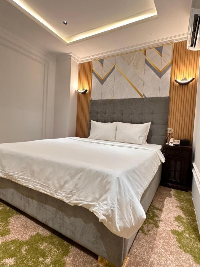 Vĩnh Long Phuoc Hung 3 Hotel מראה חיצוני תמונה