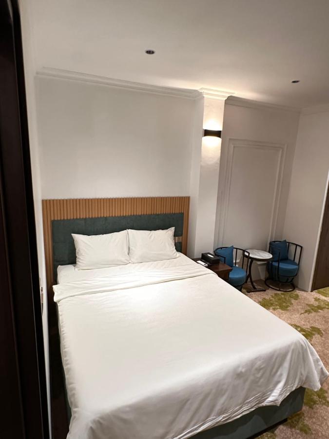 Vĩnh Long Phuoc Hung 3 Hotel מראה חיצוני תמונה