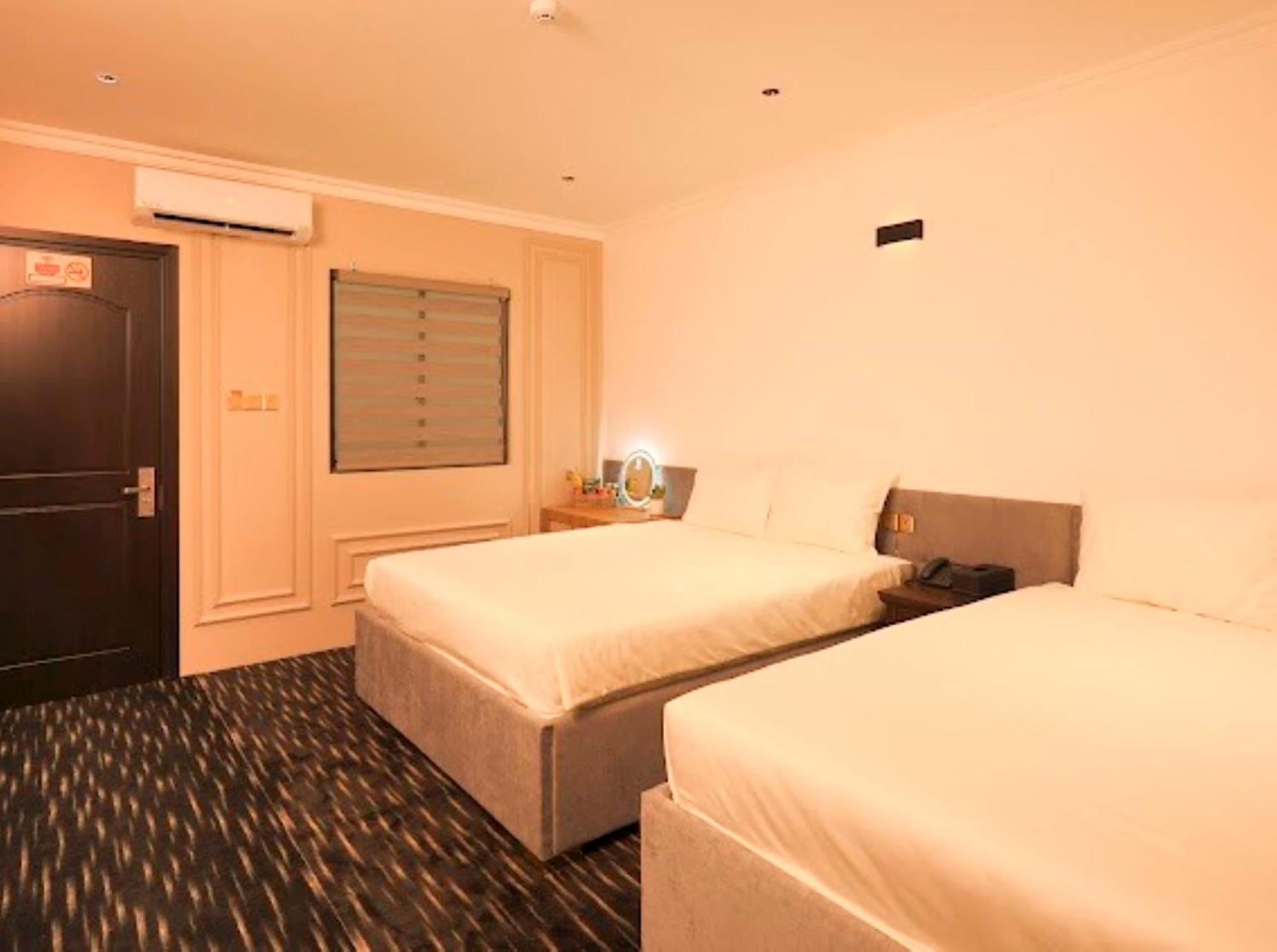 Vĩnh Long Phuoc Hung 3 Hotel מראה חיצוני תמונה